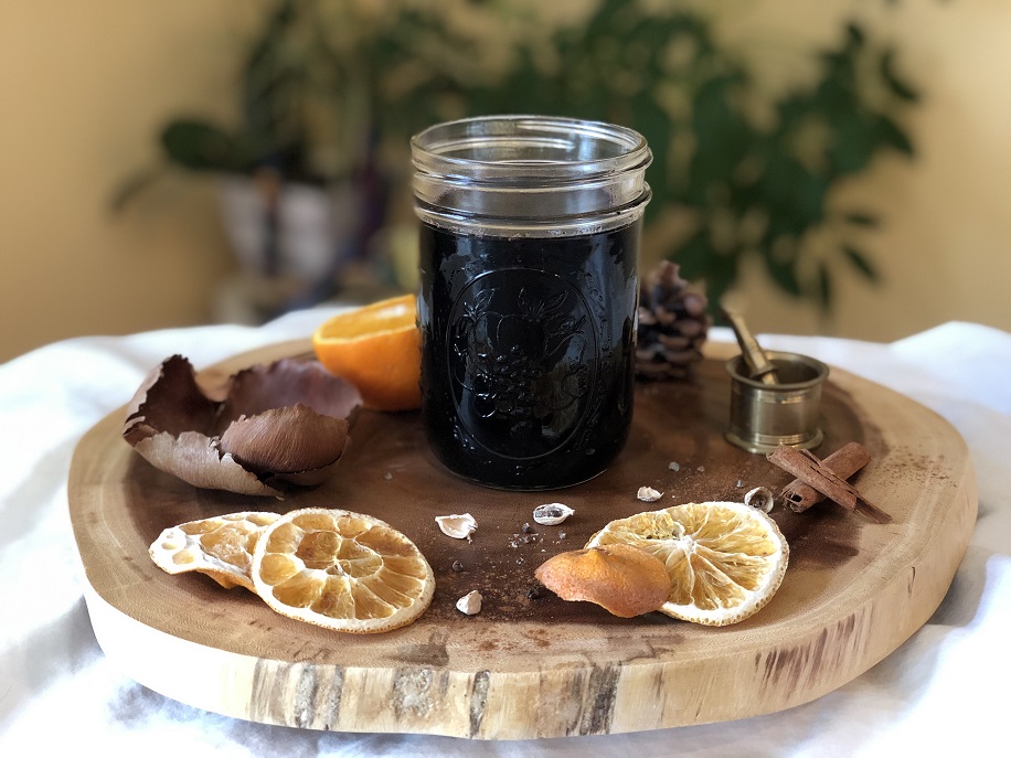 Front view of DIY elderberry syrup