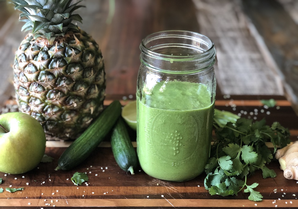Nourishing Green Smoothie in a Jar and Ingredients